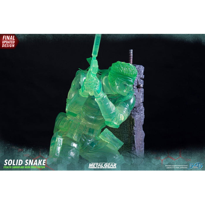 immagine-6-first-4-figures-metal-gear-solid-statua-solid-snake-stealth-camouflage-neon-green-edition-44-cm-ean-5060316621226 (7838823121143)