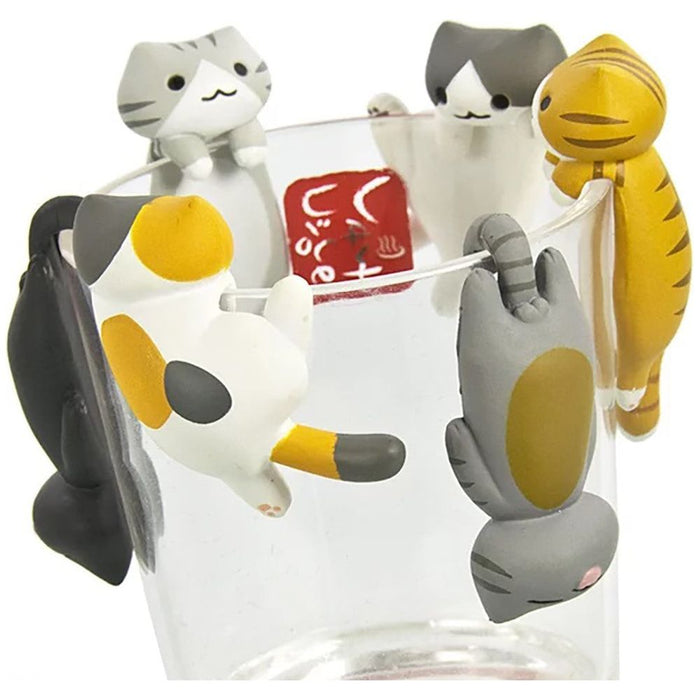 immagine-3-takara-tomy-animali-minifigure-da-bicchiere-gatto-bianco-con-macchie-grige-3-cm-capsula-ean-07422908073048